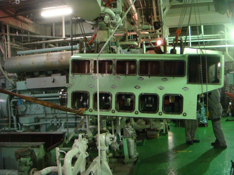 AUX. ENGINE INSTALLATION