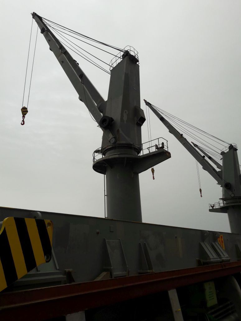 IHI DECK CRANE